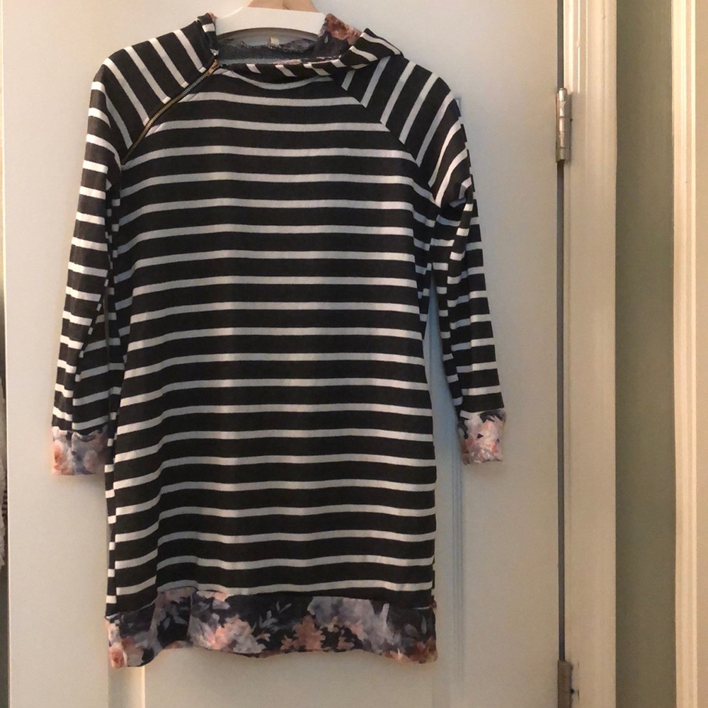 Bellamie Hooded Shirt